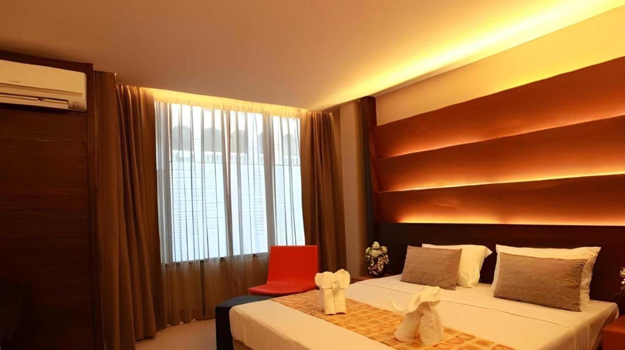 Collection O The Bangkok Cha Cha Suite Buitenkant foto